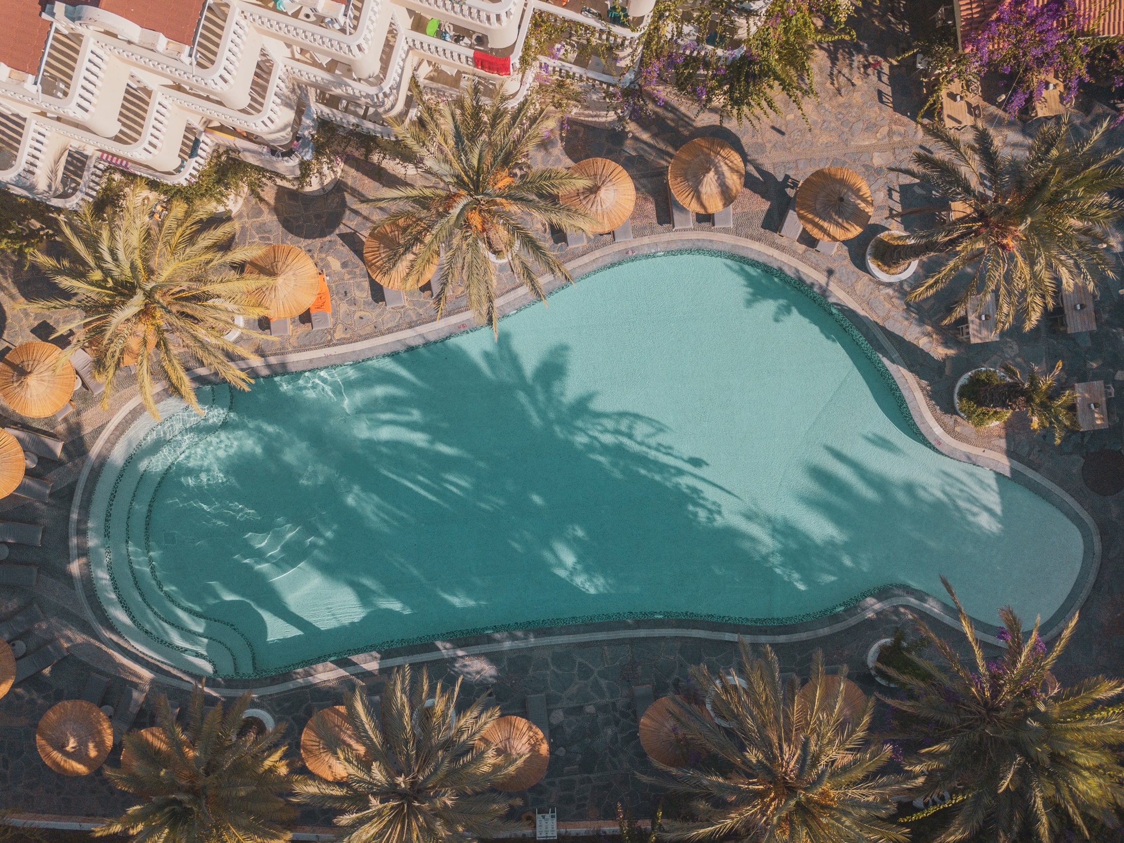 Pool Bar