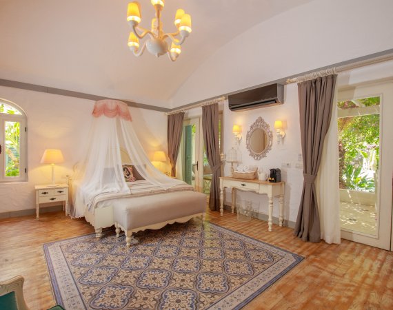 Bungalows