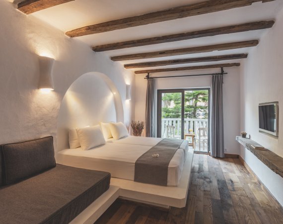 Deluxe Rooms